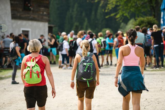 Wandern entlang des Bründlweges und Festivalflair genießen, das ist "Bründl'n 2021".