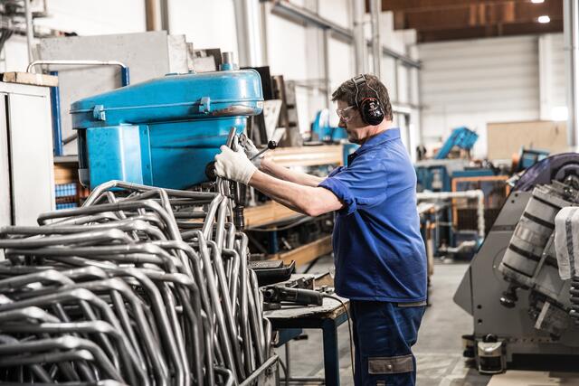 Stühle werden bei Wiesner-Hager noch immer produziert.