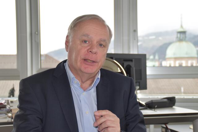 Werner Salzburger versucht zusammen mit der Ärztekammer das Kassensystem attraktiver zu gestalten.
