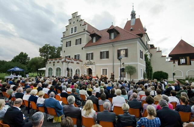 Die Sommerserenade beim G´Schlössl Murtal ist immer ein Höhepunkt der Musikwoche.