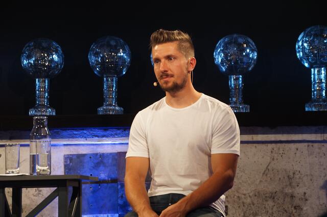 Marcel Hirscher musste das Endurorennen in Rumänien aufgrund eines Unfalls vorzeitig abbrechen.