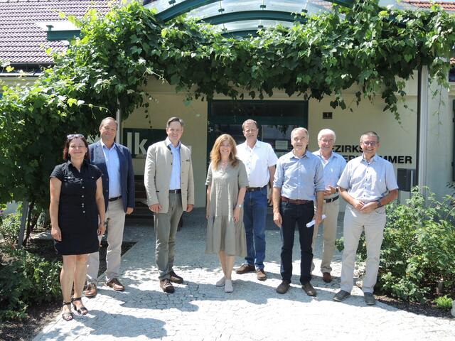 Birgit Hauer-Bindreiter (BBK GF), Christian Gessl (AMA), Johannes Schmuckenschlager LK NÖ, NR Angela Baumgartner, Manfred Zörnpfenning (BBK GF), Roman Bayer (BBK MI), Josef Huber (BBK MI), Labg. Manfred Schulz
