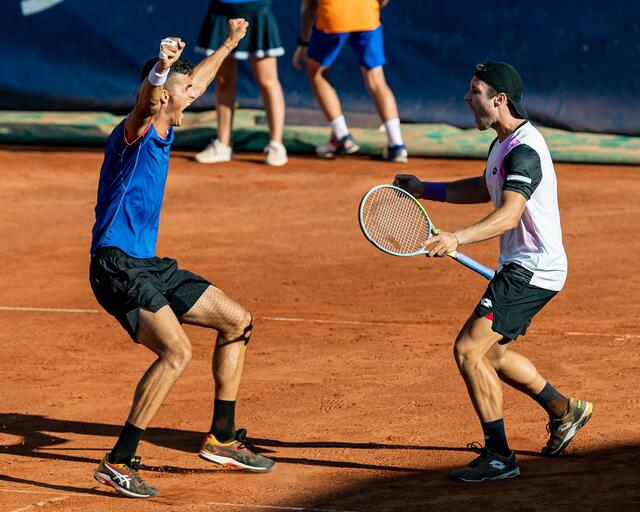 Sind im Semifinale: Österreich-Doppel Alex Erler und Lucas Miedler. | Foto: A. Scheuber