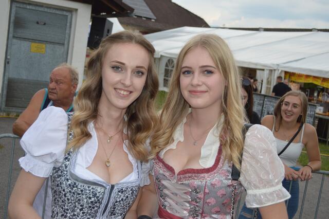 Kristin Polesnig und Monika Plautz