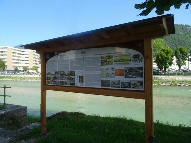 Infotafel Stelzhamerkai in Bad Ischl.