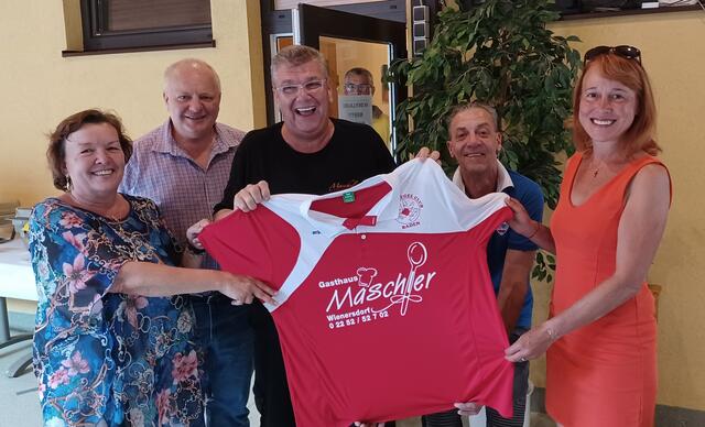 Gaby Kinder, Gerhard Maschler, Manfred Barton, Obmann Günter Schmiedt, StRin Angela Stöckl-Wolkerstorfer.