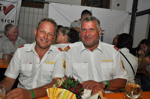 Bezirksfeuerwehr-Kommandant Friedl Monai und Landesfeuerwehrkommandant-Stellvertreter Dietmar Hirm