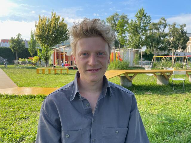 Clemens Brandstetter will echten Wandel in den Linzer Gemeinderat bringen und spart nicht mit Kritik an den Mitbewerbern. | Foto: BRS/Diabl