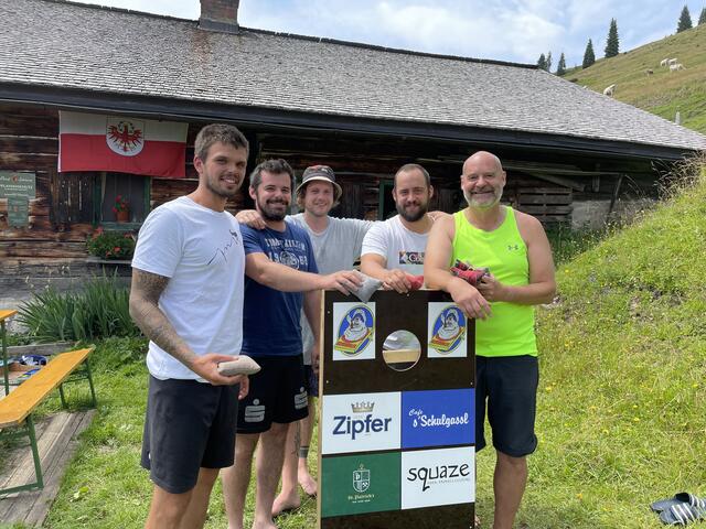 Max Leitinger, Hansi Vorderleitner, Daniel Majeric, Gregor Kopriva und Gerhard Streiter (v.l.)