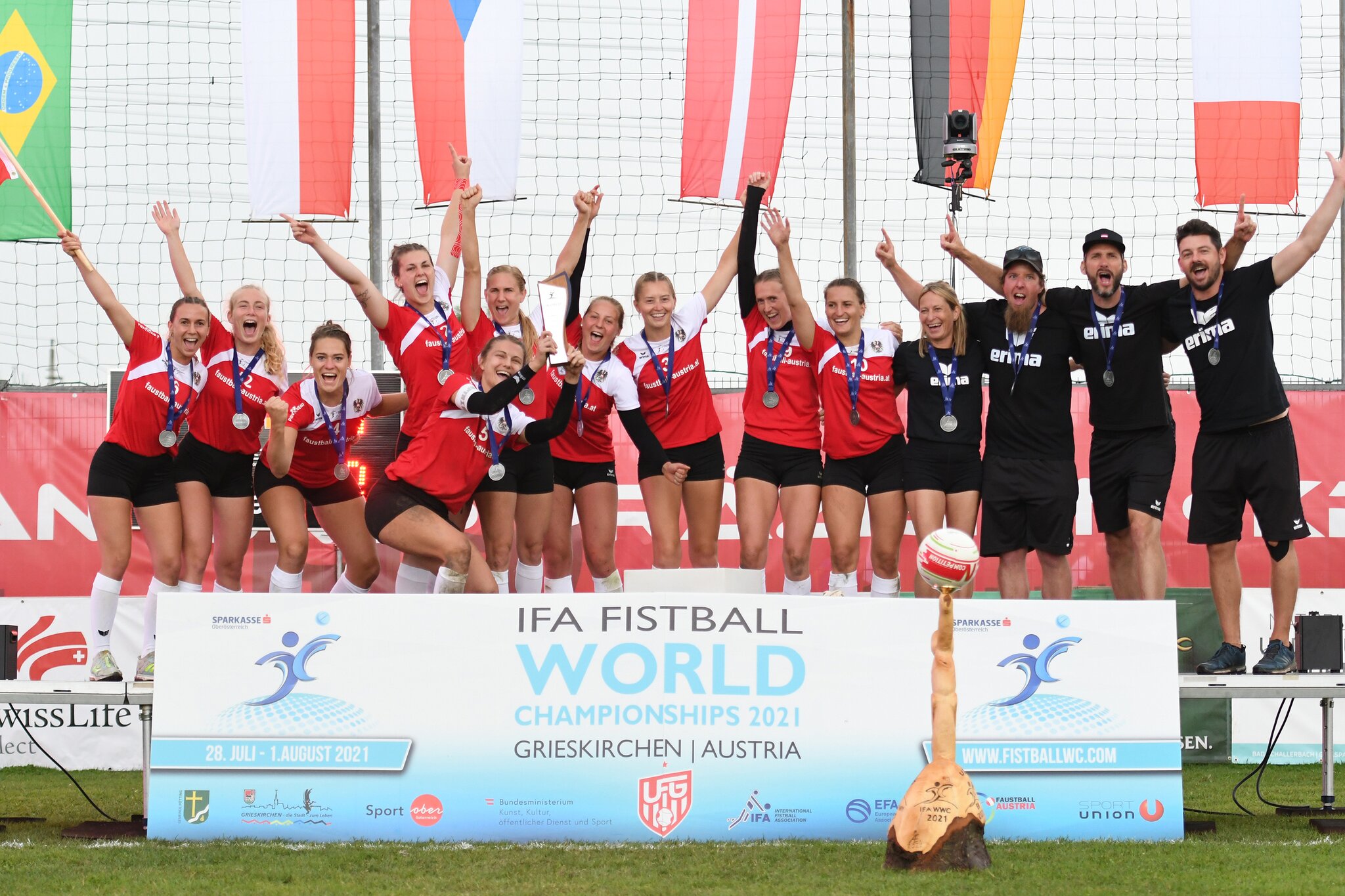 Faustball Frauennationalteam gewinnt Silber bei der Weltmeisterschaft