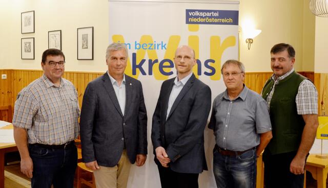 Finanzreferent F. Maier, Bgm. F. Rosenkranz, Vizebgm. und GP-Obmann A. Groyß, Stv. G. Zeller und LAbg J. Edlinger