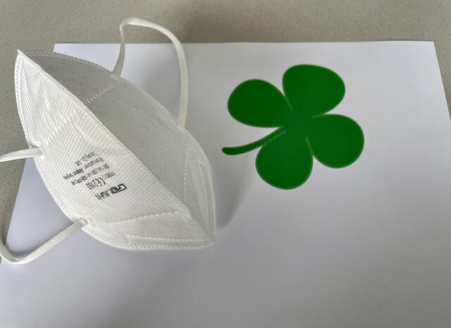 Es zählen Gesundheit (87,2 Prozent), eine intakte Familie (75 Prozent), keine Geldsorgen (64,5 Prozent), Freunde (62,5 Prozent), Partnerschaft (57,1 Prozent) sowie ein schönes Zuhause (54,1 Prozent) zu den Glücksfaktoren der Befragten. 