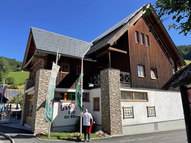 Das Stoani Haus der Musik vereint Musikschule und Museum. | Foto: WOCHE/NdC