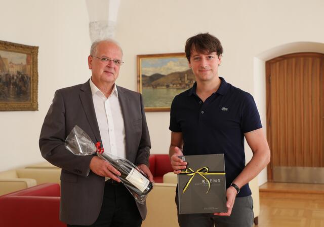 Im Kremser Rathaus gab es ein erstes Kennenlernen mit Bürgermeister Dr. Reinhard Resch und dem Leiter Kundenservice der Österreichischen Gesundheitskasse Krems René Peter.