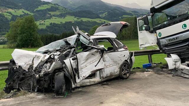 Der PKW wurde von einer 43-Jährigen Frau aus dem Bezirk Hartberg-Fürstenfeld gelenkt.