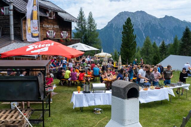 Das schöne Wetter wurde beim Event auf alle Fälle ausgenutzt.  | Foto: Benjamin Kern