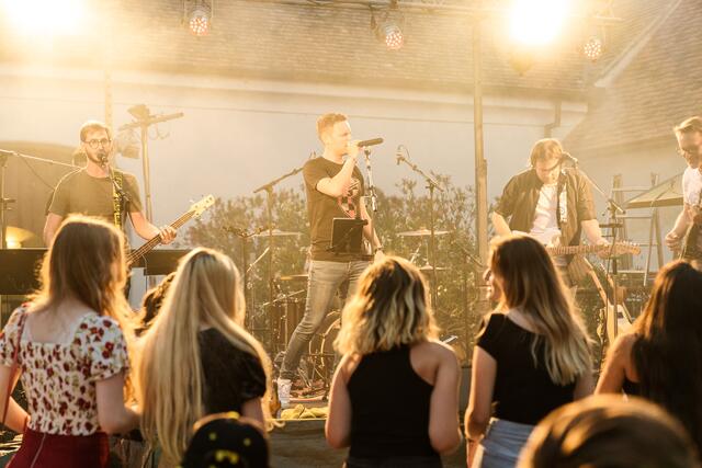 Die Band "Kaisermischung" spielt in der Eisenstädter Fußgängerzone | Foto: Matthias Jaidl