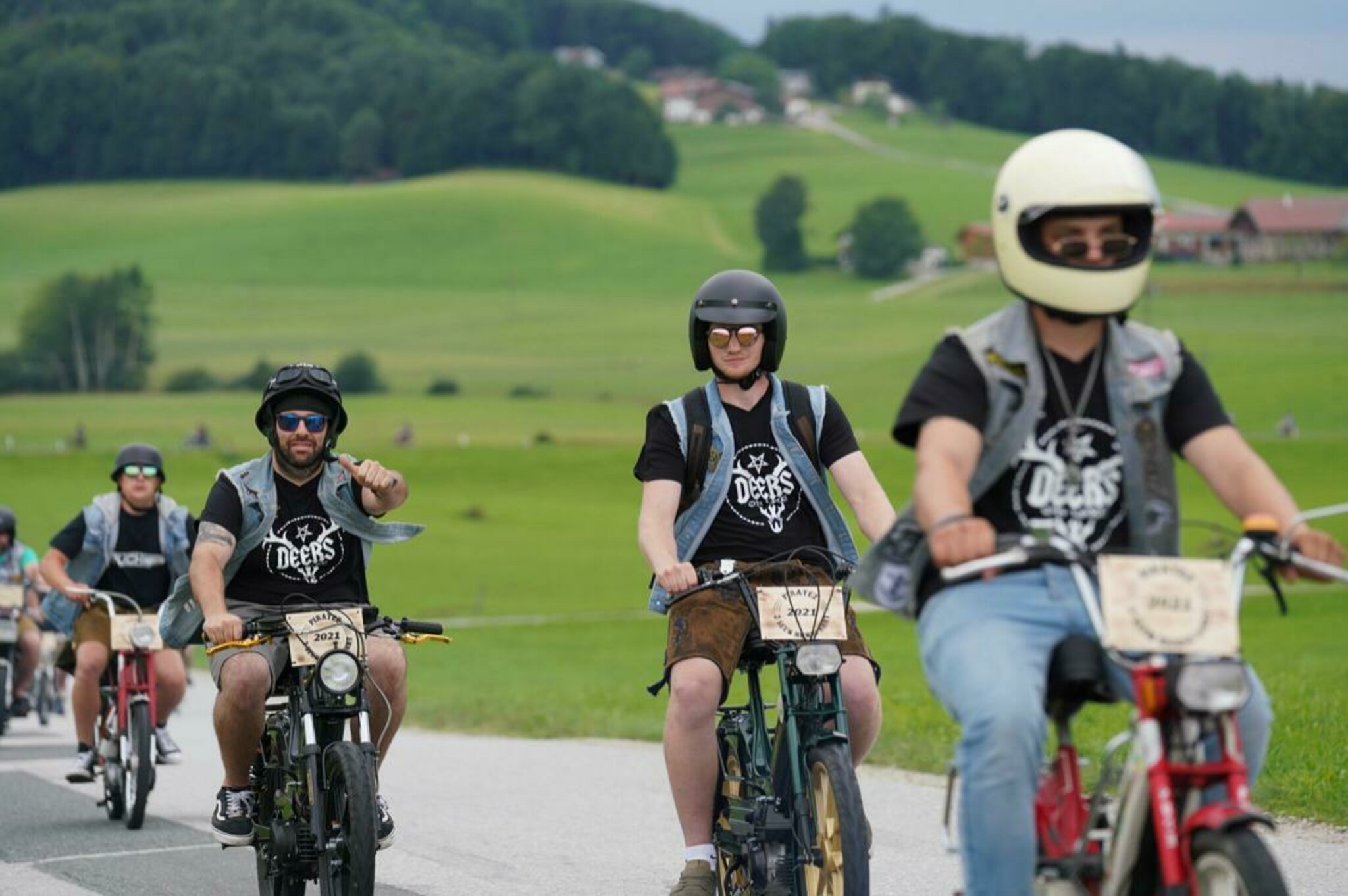 Lochner Mofa Club PirateZ 150 Mofa Fahrer Drei Seen Und Zehn PirateZ 