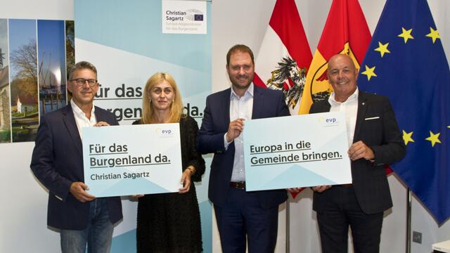 Heinz Gyaky, Adella Glocknitzer, Christian Sagartz und Georg Rosner beim Touraktakt in Oberwart