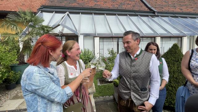 Seid dabei wenn die Sieger der WOCHE-WeinChallenge 2021 gekürt werden. | Foto: Hofbauer