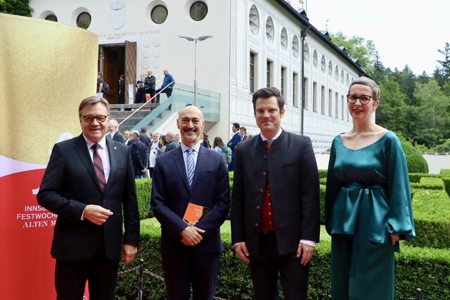 LH Günther Platter, Alessandro De Marchi, Intendant Innsbrucker Festwochen der Alten Musik, Markus Lutz, GF Ibk Festwochen, Eva-Maria Sens, Betriebsdirektorin | Foto: Ricarda Stengg