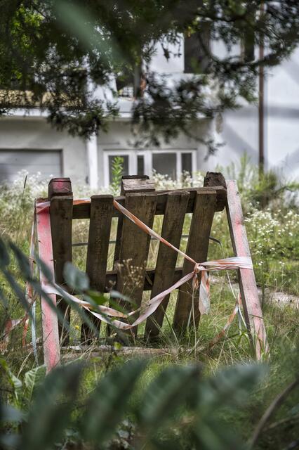 Dachgeschoß-Ausbauten statt weiterer Bodenversiegelung heißt es aus dem Linzer Rathaus – für die Nachbarn liegt das Ausmaß jedoch weit über der Schmerzgrenze. | Foto: Baumgartner/BRS