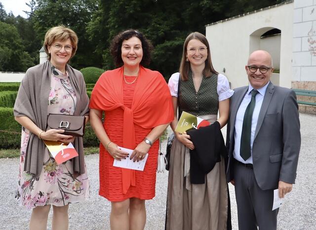 Stadträtin Christine Oppitz-Plörer, Irene Heisz (SPÖ), Therese Ringler (Kulturausschuss), Markus Stoll, Karl Richler Edelhölzer und Stellvertretender Klubobmann | Foto: Ricarda Stengg