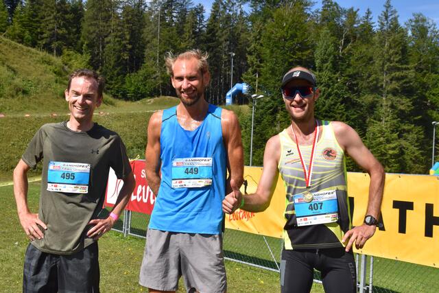 Die drei Schnellsten im Volkslauf über 7,2 km.