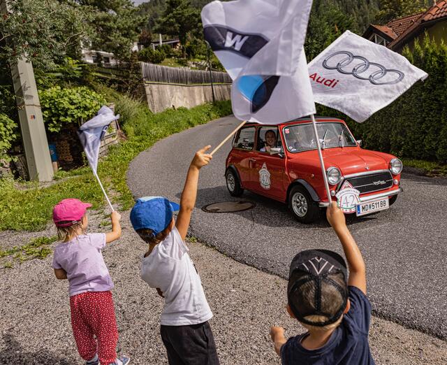 Junge Fans zeigen Begeisterung. | Foto: Foto: Lorenzi