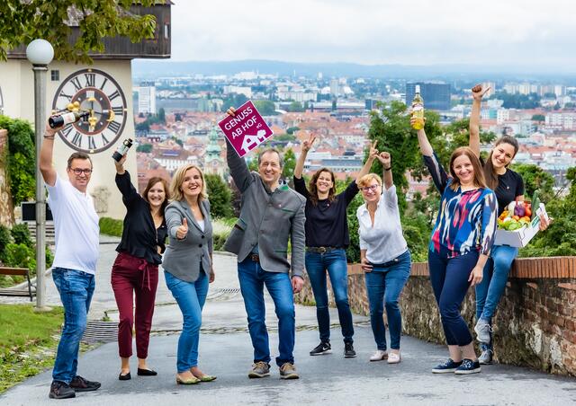Ein Pop-up-Store mit regionalen Schmankerln eröffnet.  | Foto: Werner Krug