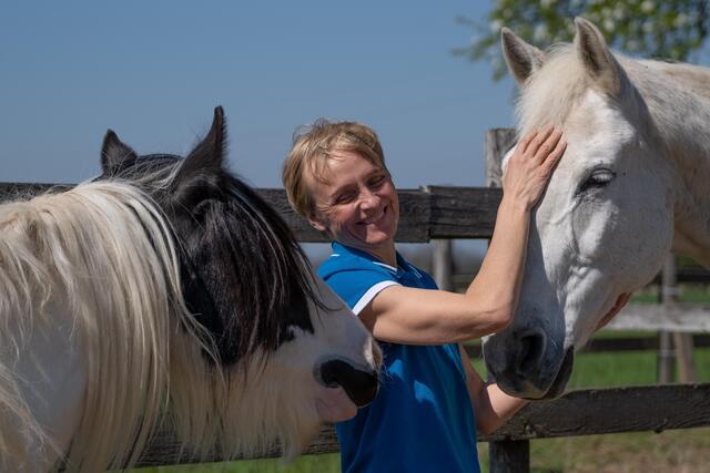 Pferde sind sehr feinfühlige Lebewesen und besitzen äußerst sensible Kommunikationskanäle. | Foto: Elisa Blau