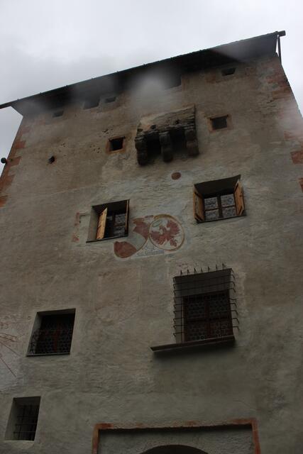 Altfinstermünz, Turm, bei Regen am Tag der Ausstellungseröffnung. | Foto: Olaf Sailer