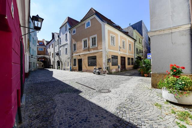 Um die Frage „Wie gestalten wir unsren Lebensraum Stadt?” geht es bei der Podiumsdiskussion. | Foto: Stadt Wels