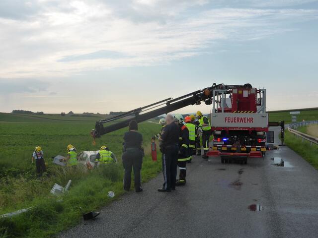 Die Feuerwehr Rupperstahl hatte zur Unterstützung bei der Bergung die FF Großweikersdorf angefordert. | Foto: FF Großweikersdorf