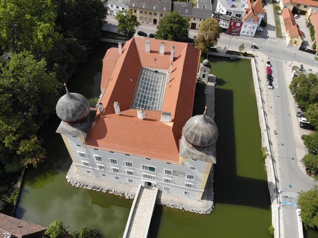 Der Blick auf das Wasserschloss aus der Vogel- bzw. besser der Drohnenperspektive | Foto: privat