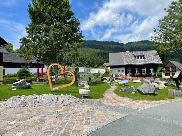 Die Grabungsstelle ist unweit des Geoparkes in Glashütten. | Foto: Susanne Veronik