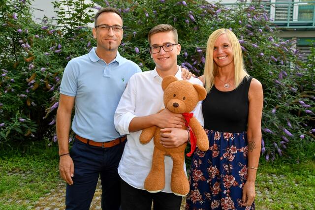 Familie Humer mit Herzkind Felix | Foto: KUK