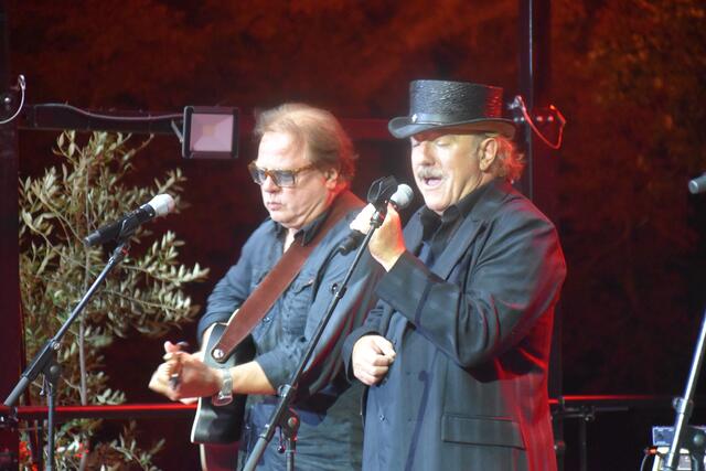 Die Opus-Legenden Ewald Pfleger und Herwig Rüdisser gaben ein Hit-Potpourri zum Besten. | Foto: Michael Strini