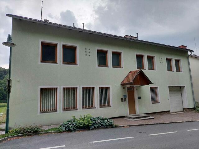 In der alten Polizeidienststelle von Neuhaus am Klausenbach soll ein Asyl-Befragungszentrum eingerichtet werden.  | Foto: Gemeinde Neuhaus/Klausenbach