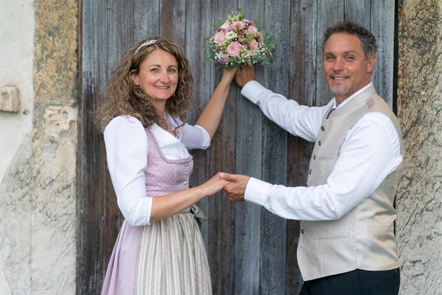 Petra Goyer und Michael Kothmaier gaben sich am Leobener Standesamt das Ja-Wort.  | Foto: Pressberger