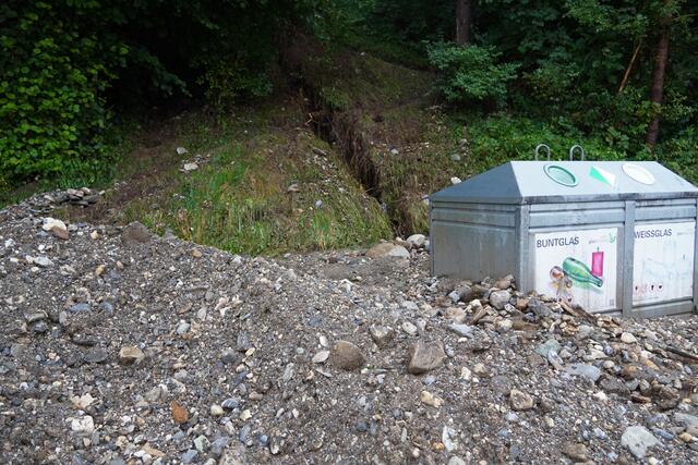 Der St. Johanner Ortsteil Plankenau (Richtung Liechtensteinklamm) war gestern stundenlang nicht befahrbar. Viele kleinere Muren sind abgegangen  | Foto: Julia Hettegger