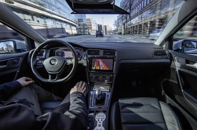Die Autonomie des Autos: Manche Autos erfüllen bereits Level 3 des autonomen Fahrens, die Hochautomatisierung. | Foto: Volkswagen