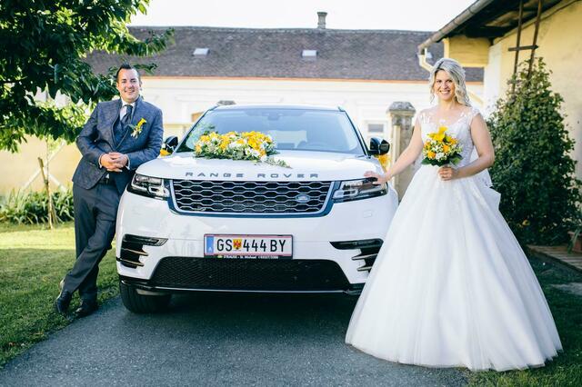Michael und Janine Eberhardt sagten in Großpetersdorf Ja. | Foto: Martin Trobits