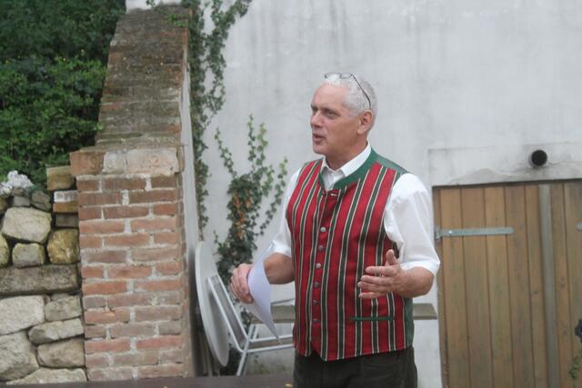Hans Wagner lud in die Mittergraberner Kellergasse ein | Foto: arbes