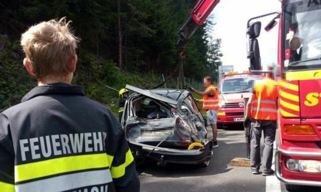 Die FF Modriach wurde zu einem schweren Verkehrsunfall auf der A2 gerufen. | Foto: FF Modriach