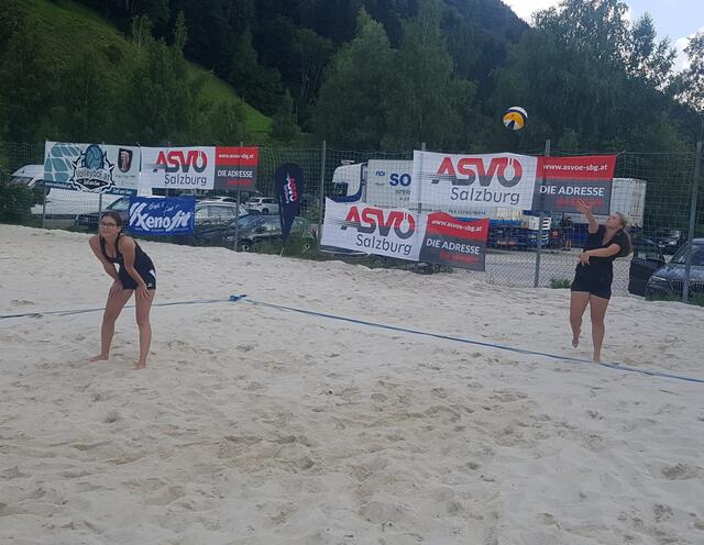 Service Lenhart | Foto: Volleyboi Zell am See
