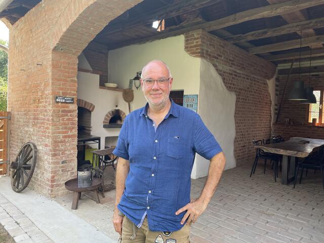 Hoteldirektor Peter Buocz hat seit 2013 eine zweite Heimat in Königsdorf und ist neuer Sprecher der Grünen im Bezirk Jennersdorf. | Foto: Elisabeth Kloiber