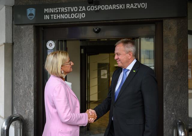 Pröll, Mikl-Leitner, Technologieminister Počivalŝek  | Foto: NLK/Burchhart