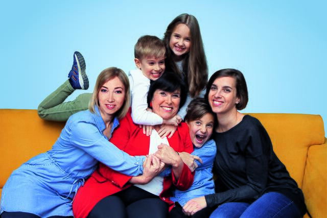 Birgit Gerstorfer und die SPÖ Oberösterreich haben sich deshalb ein Modell überlegt, das Familien entlastet, den Betrieben Sorgen nimmt und den Kindern Spaß macht: Der 6+3 Familien-Sommer-Plan. | Foto: SPÖ Oberösterreich