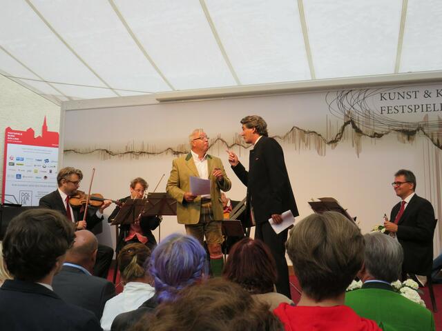 Die Philharmonia Schrammeln versetzten in Weinseligkeit.